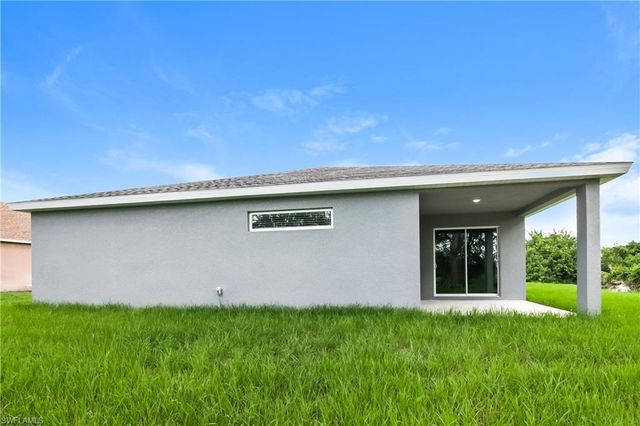3022 36th ST SW, Lehigh Acres, FL 33976