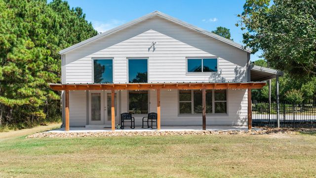 9902 Crestwater Circle, Magnolia, TX 77354