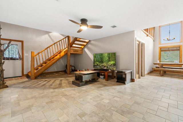 9902 Crestwater Circle, Magnolia, TX 77354