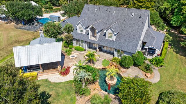 9902 Crestwater Circle, Magnolia, TX 77354