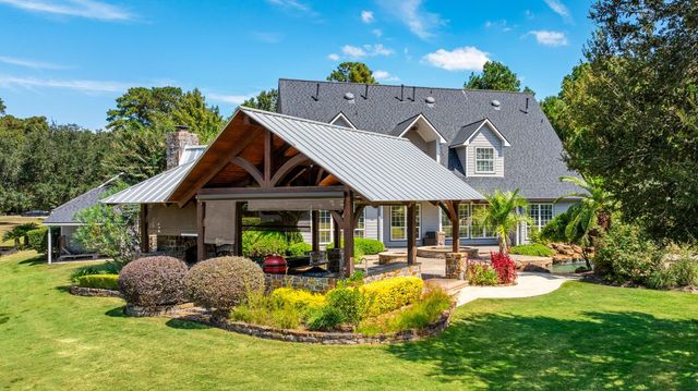 9902 Crestwater Circle, Magnolia, TX 77354
