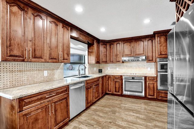 326 NW 101st Terrace, Coral Springs, FL 33071