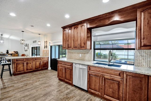 326 NW 101st Terrace, Coral Springs, FL 33071