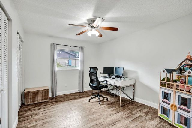 326 NW 101st Terrace, Coral Springs, FL 33071