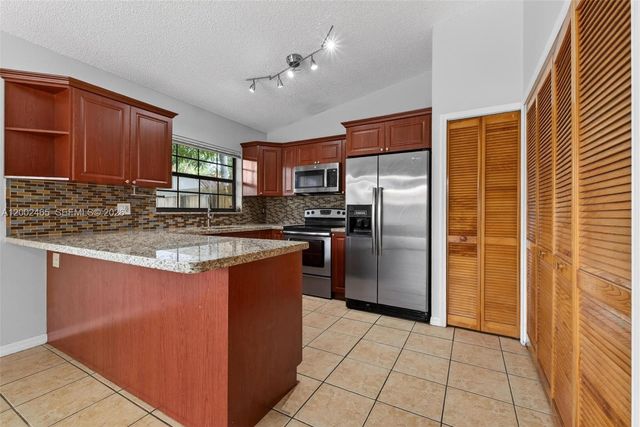 5420 SW 143rd Ct, Miami, FL 33175