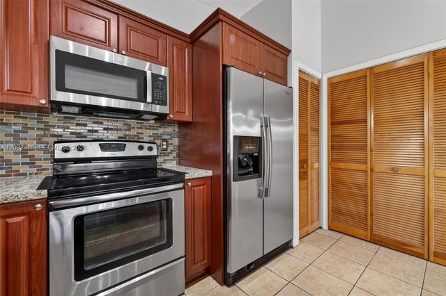 5420 SW 143rd Ct, Miami, FL 33175