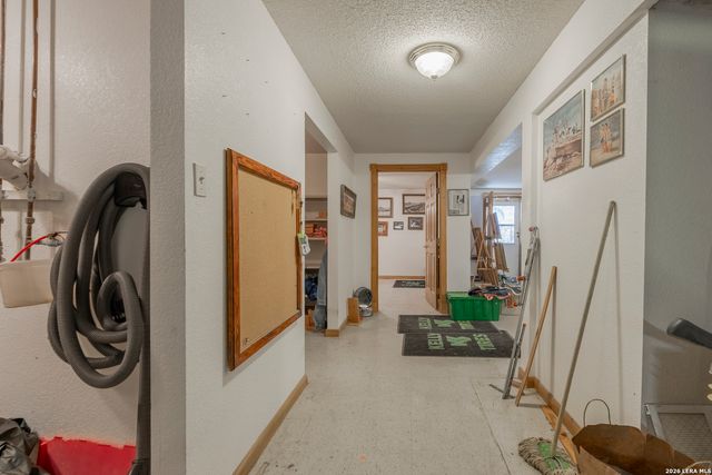 200 Highland Dr., Bandera, TX 78003