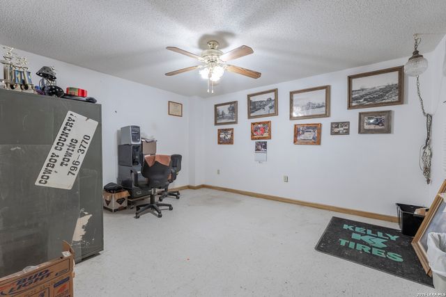 200 Highland Dr., Bandera, TX 78003