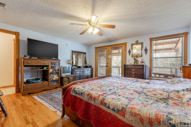 200 Highland Dr., Bandera, TX 78003