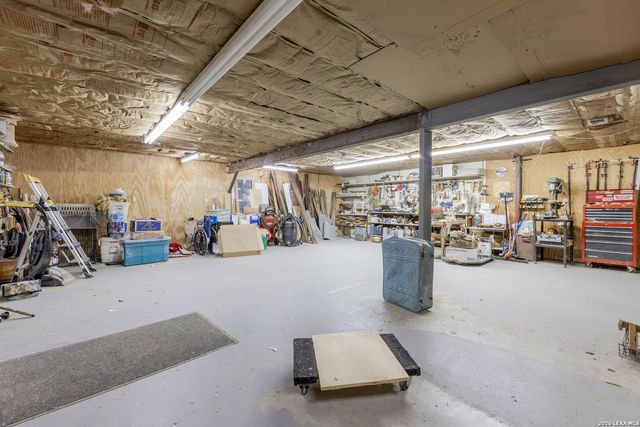 200 Highland Dr., Bandera, TX 78003