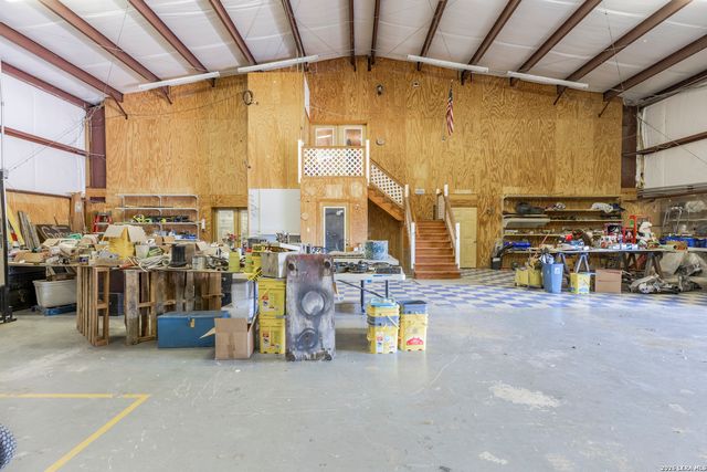 200 Highland Dr., Bandera, TX 78003