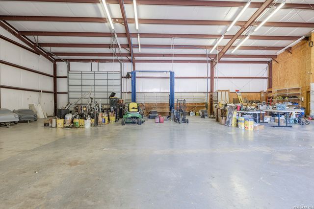 200 Highland Dr., Bandera, TX 78003