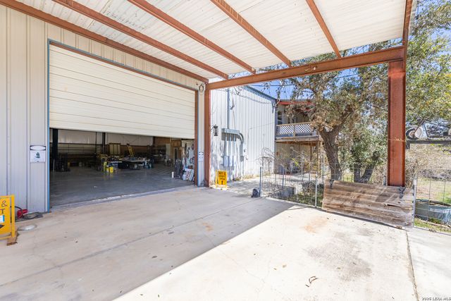 200 Highland Dr., Bandera, TX 78003