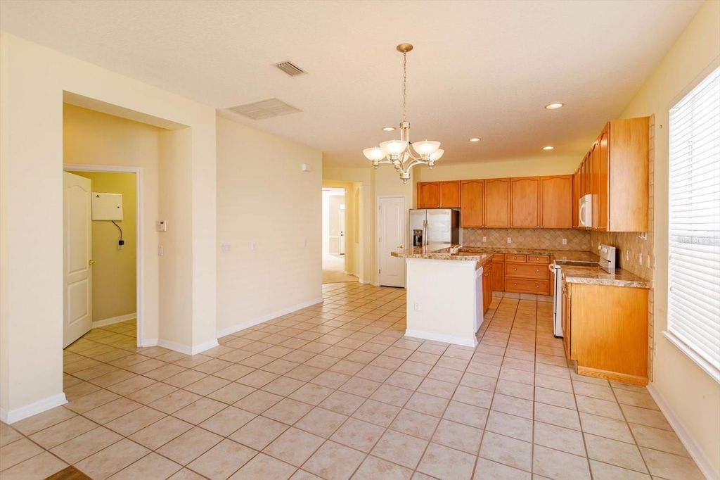 Image 15 of property listing at 12761 HOLDENBURY LANE, Windermere, FL 34786