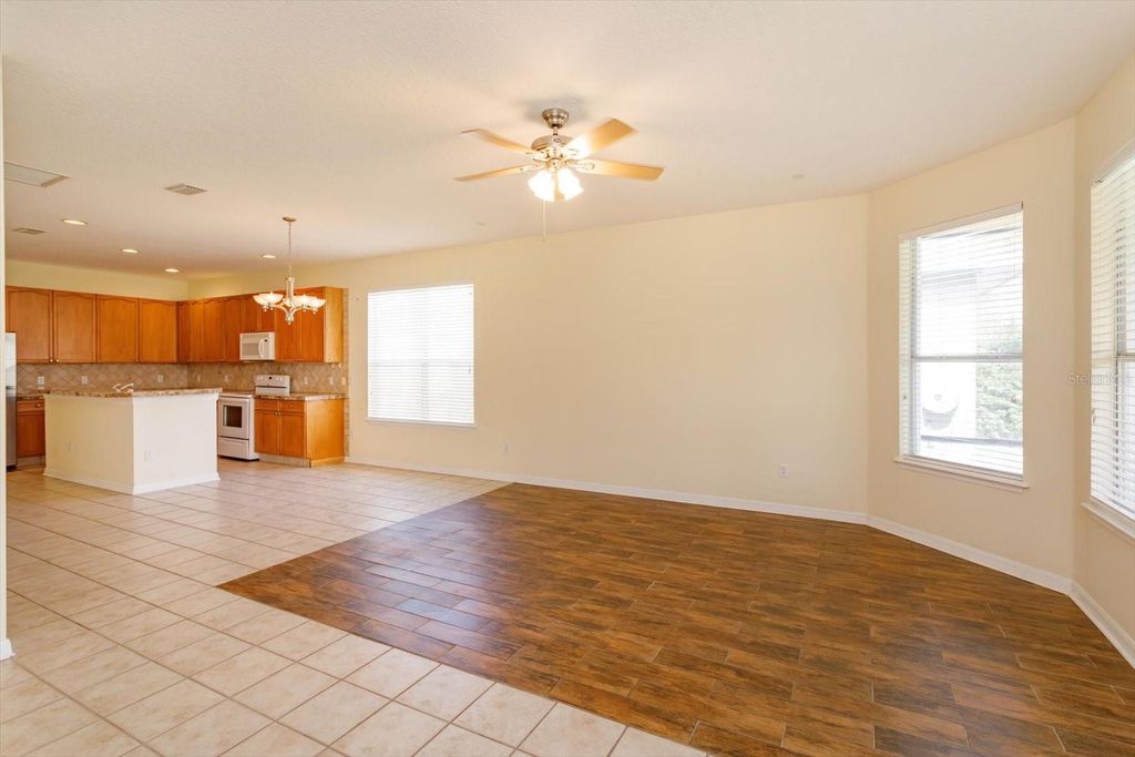 Image 17 of property listing at 12761 HOLDENBURY LANE, Windermere, FL 34786