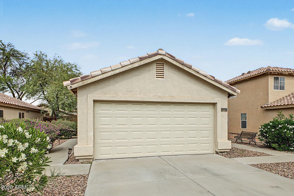 12008 W Windrose Drive, El Mirage, AZ 85335 — photo 2