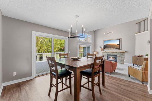4136 Raspberry Ridge Road NE, Prior Lake, MN 55372