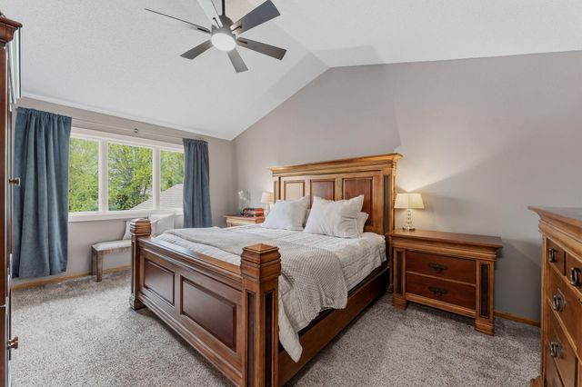4136 Raspberry Ridge Road NE, Prior Lake, MN 55372