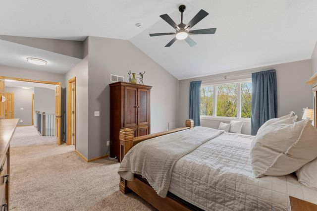 4136 Raspberry Ridge Road NE, Prior Lake, MN 55372