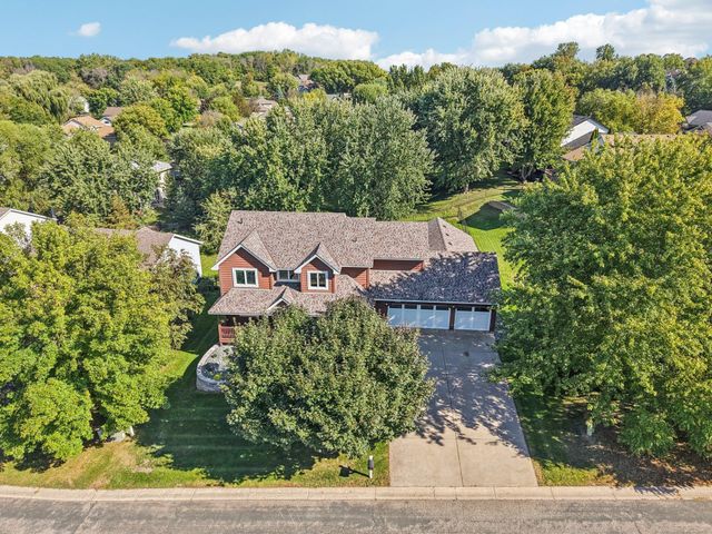 4136 Raspberry Ridge Road NE, Prior Lake, MN 55372
