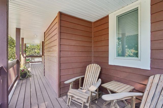 4136 Raspberry Ridge Road NE, Prior Lake, MN 55372