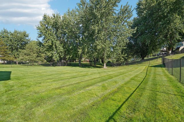 4136 Raspberry Ridge Road NE, Prior Lake, MN 55372