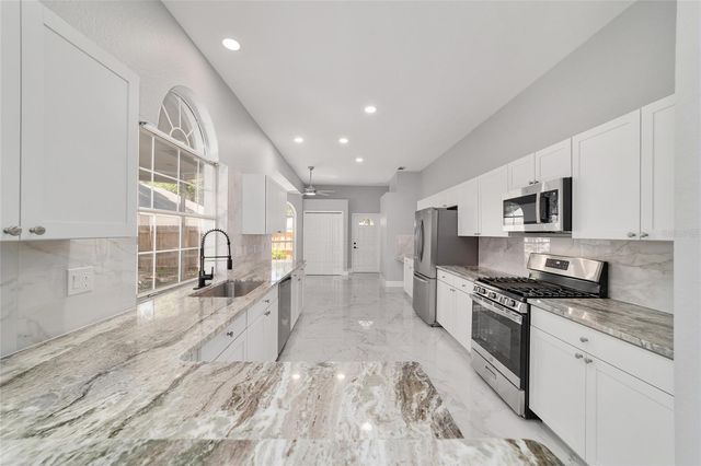 1628 SE 29TH TERRACE, Ocala, FL 34471