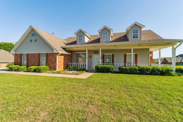 2 Lancet Circle, Shawnee, OK 74804