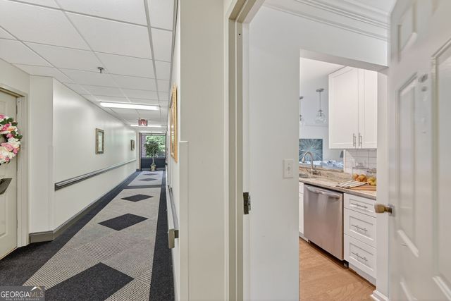 300 Johnson Ferry Road NE B201, Atlanta, GA 30328