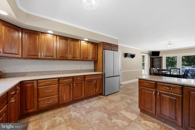 1258 HERITAGE FARMS CT, Sykesville, MD 21784