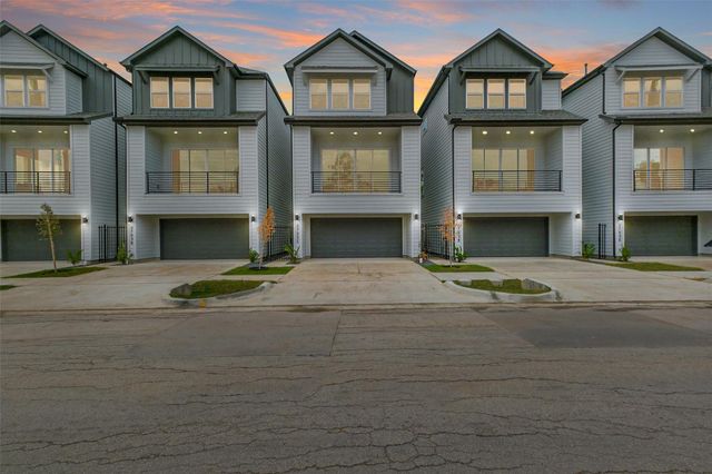 5703F Balbo Street, Houston, TX 77091