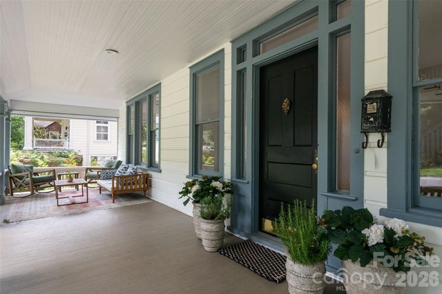 142 Edwin Place, Asheville, NC 28801