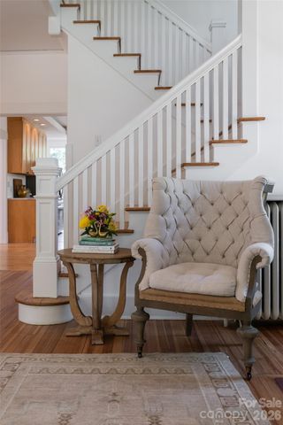 142 Edwin Place, Asheville, NC 28801