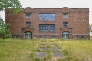 615 Atwood Street, Alton, IL 62002