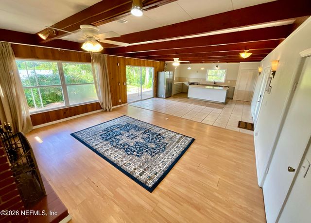 145 DEPOT Road, Hawthorne, FL 32640