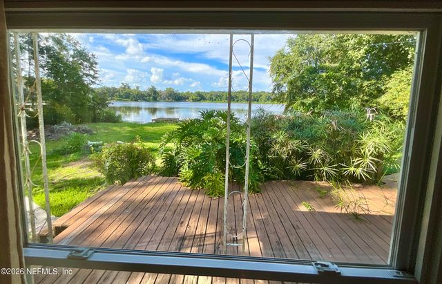 145 DEPOT Road, Hawthorne, FL 32640