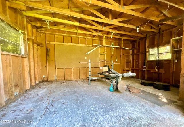 145 DEPOT Road, Hawthorne, FL 32640