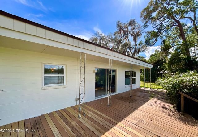 145 DEPOT Road, Hawthorne, FL 32640