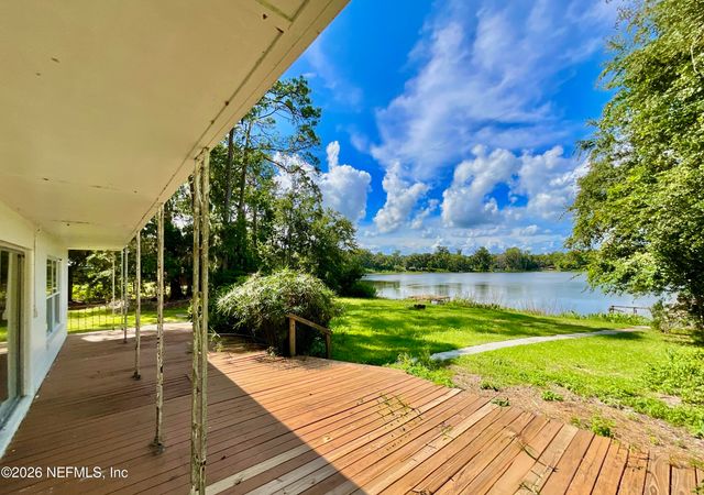 145 DEPOT Road, Hawthorne, FL 32640