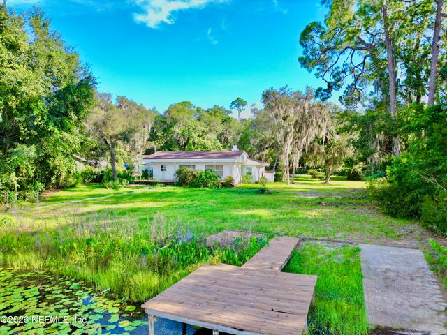 145 DEPOT Road, Hawthorne, FL 32640