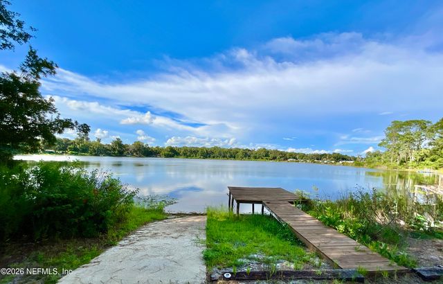 145 DEPOT Road, Hawthorne, FL 32640