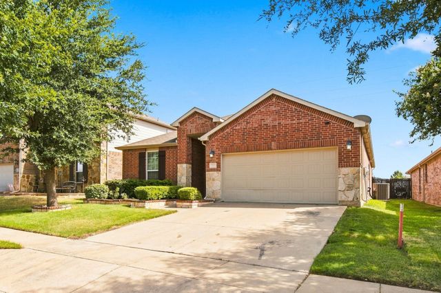 2332 Angoni Way, Fort Worth, TX 76131
