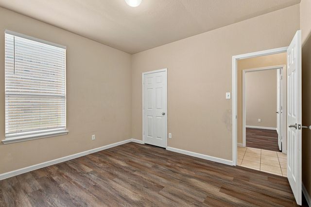 2332 Angoni Way, Fort Worth, TX 76131