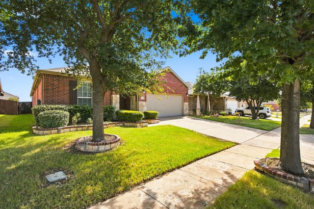 2332 Angoni Way, Fort Worth, TX 76131