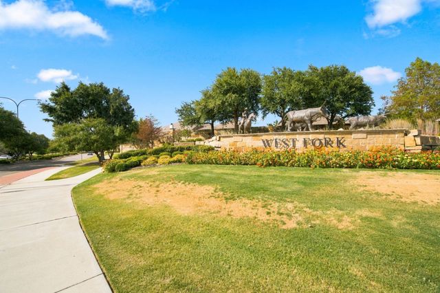 2332 Angoni Way, Fort Worth, TX 76131