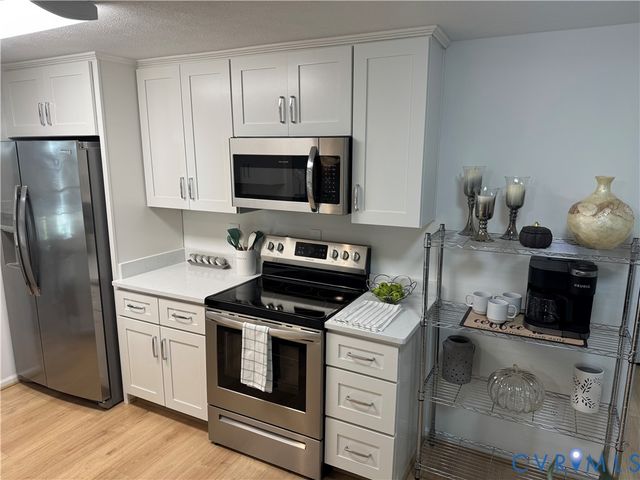 4708 Mill Park Dr, Glen Allen, VA 23060