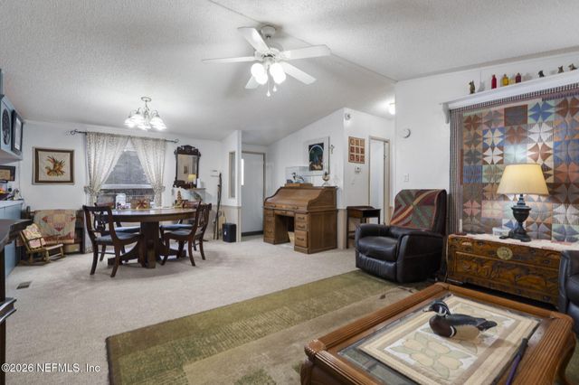 717 STATE ROAD 26, Melrose, FL 32666