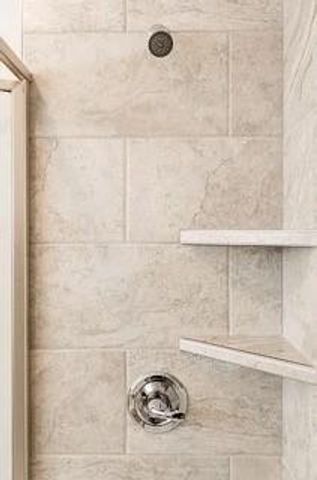 2172 Camino Del Plaza Lane, Edmond, OK 73013