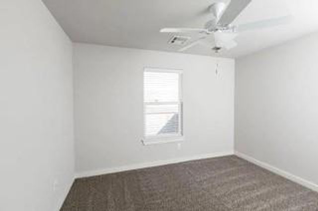 2172 Camino Del Plaza Lane, Edmond, OK 73013