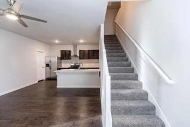 2172 Camino Del Plaza Lane, Edmond, OK 73013